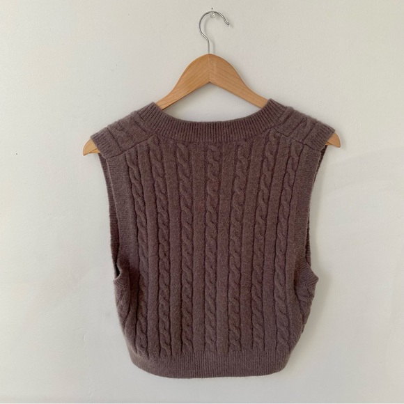 Vintage Brown Sweater Vest - Picture 3 of 3